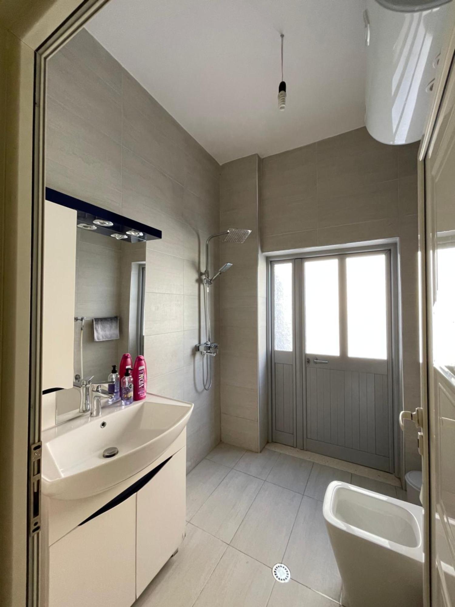 New Baazar Terrace Apartment Tirana Exterior photo