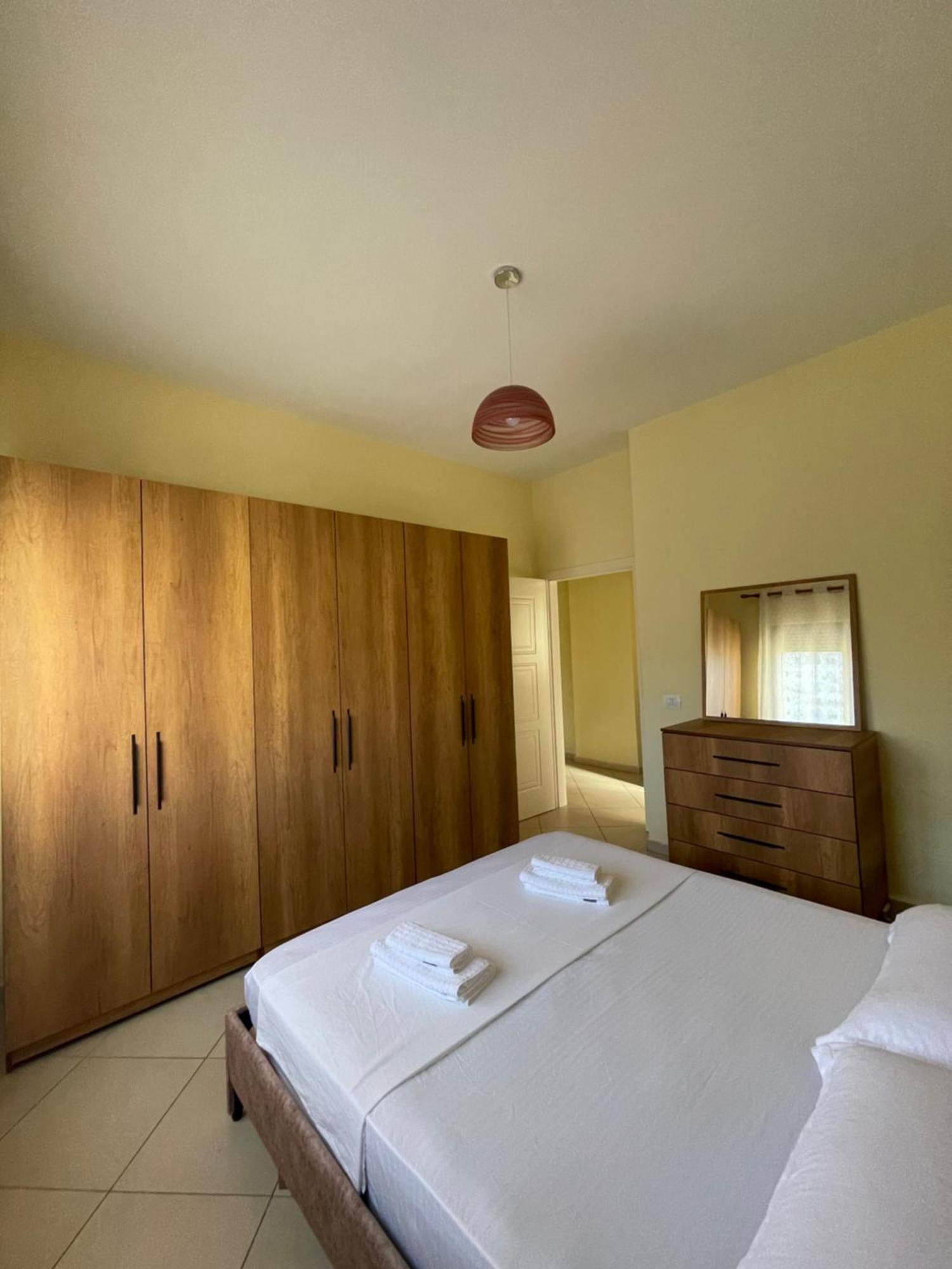 New Baazar Terrace Apartment Tirana Exterior photo